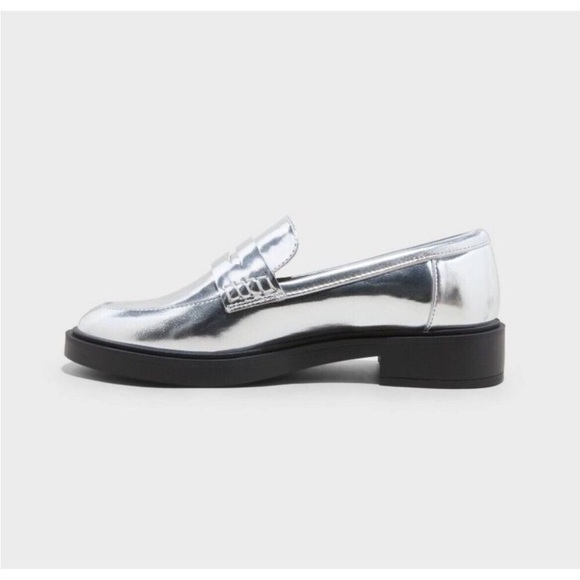 A New Day Jordan Loafer Flats Memory Foam Insole Silver Women's new size 8.5 - Picture 10 of 10